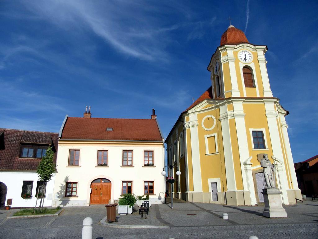 Apartman U Kostela Veseli nad Moravou Bagian luar foto